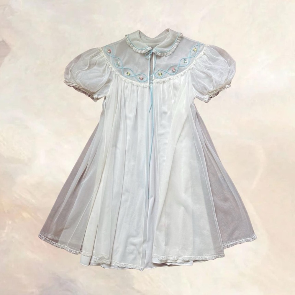 Vintage 60’s Gotham Sheer Double Nylon White & Blue Embroidered Women's Robe